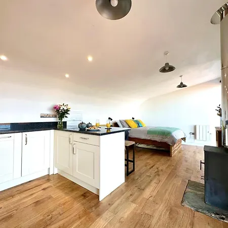 1 Bed In Bude 88498